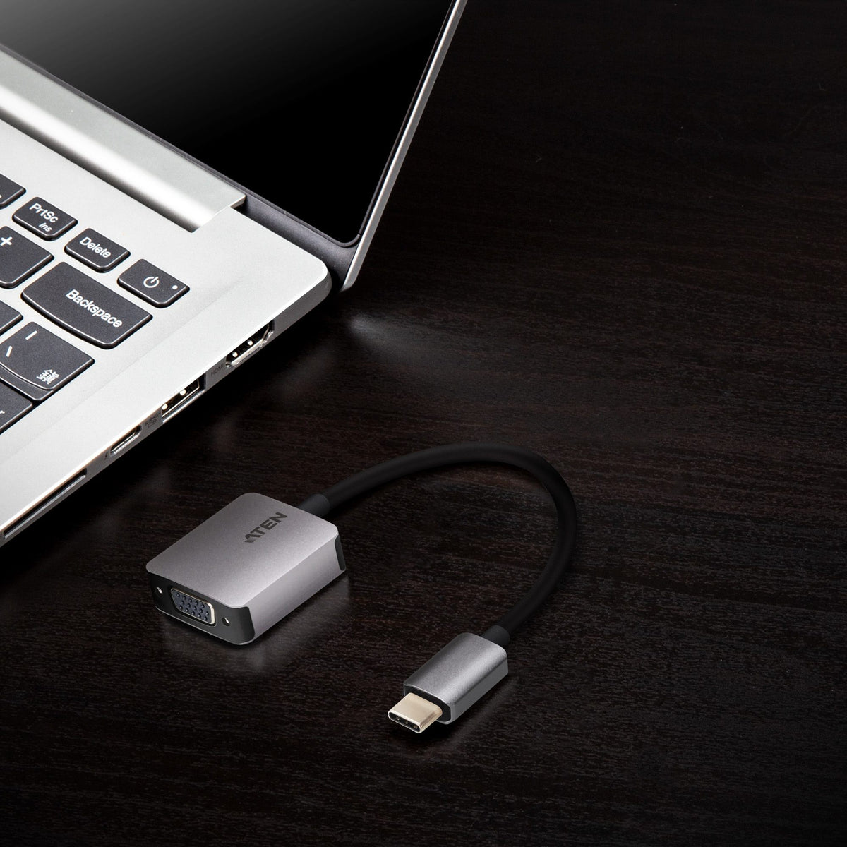 ATEN UC3002A-AT câble vidéo et adaptateur USB Type-C VGA (D-Sub) Noir, Argent