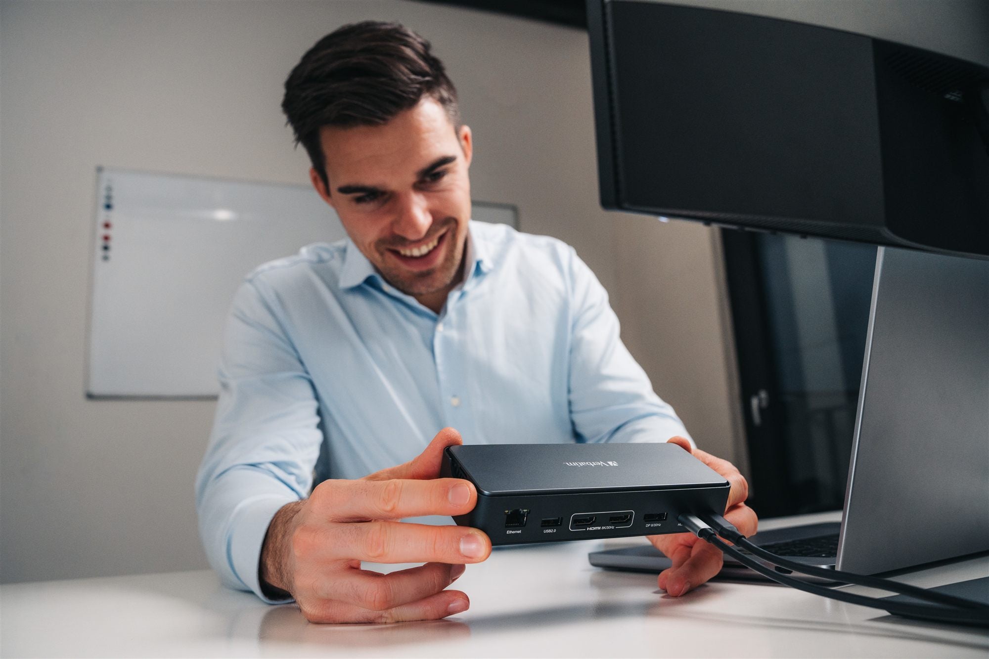 USB-C Pro Docking Station 15 Port with S