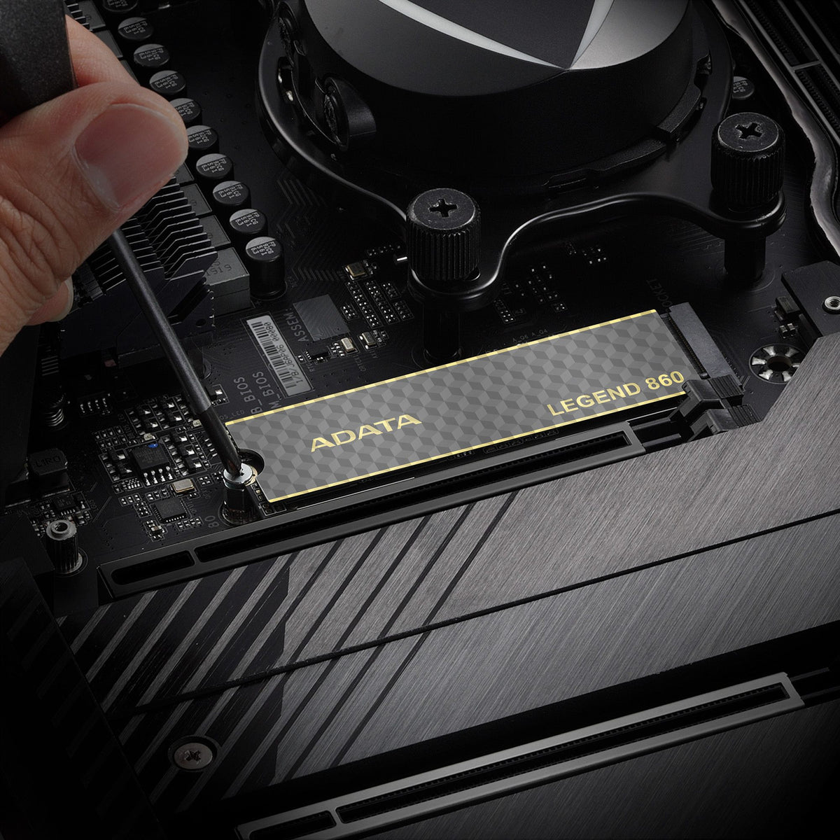 ADATA LEGEND 860 SLEG-860-1000GCS disque SSD interne 1 To M.2 PCI Express 4.0 NVMe 3D NAND