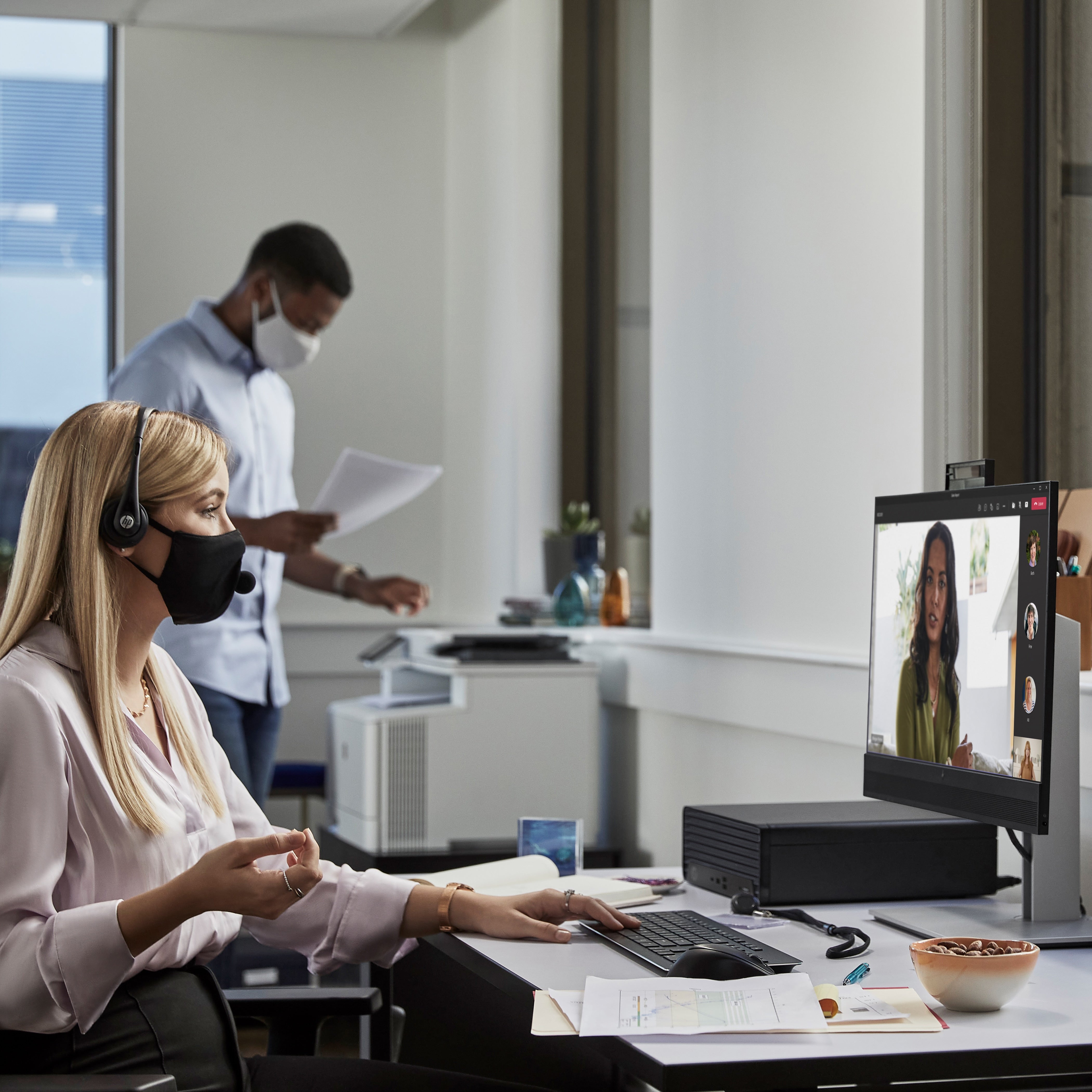 HP Pro 400 G9 Intel® Core™ i5 i5-14500 8 Go DDR5-SDRAM 512 Go SSD Windows 11 Pro SFF PC Noir