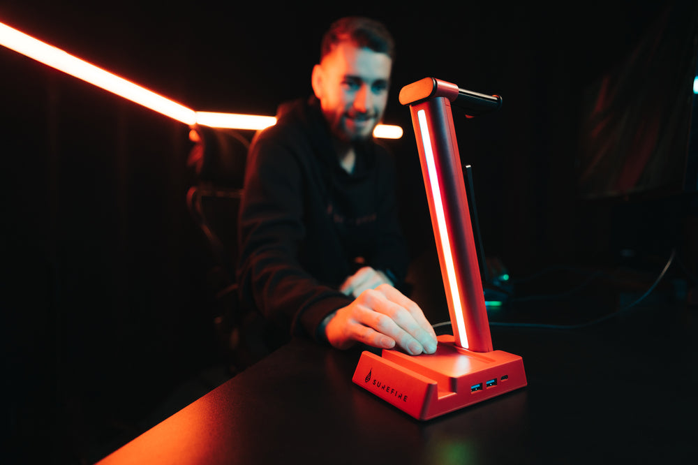 VERBATIM SUREFIRE VINSON N2 DUAL BALANCE GAMING RGB MULTI-FUNCTION HEADSET STAND RED WCF (P)