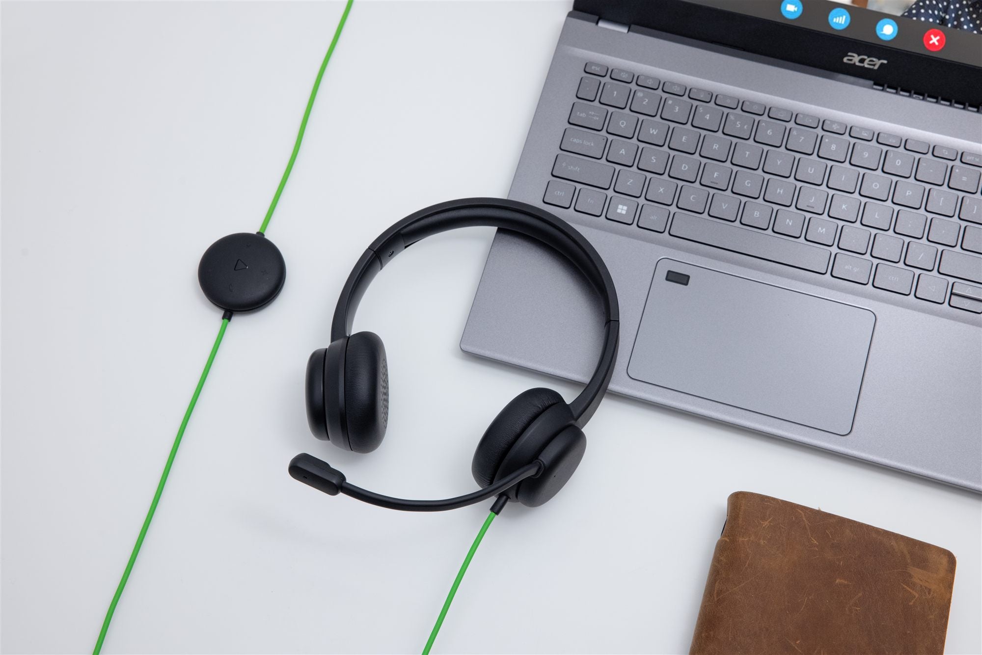 Acer Headset_option AHW250 Conference