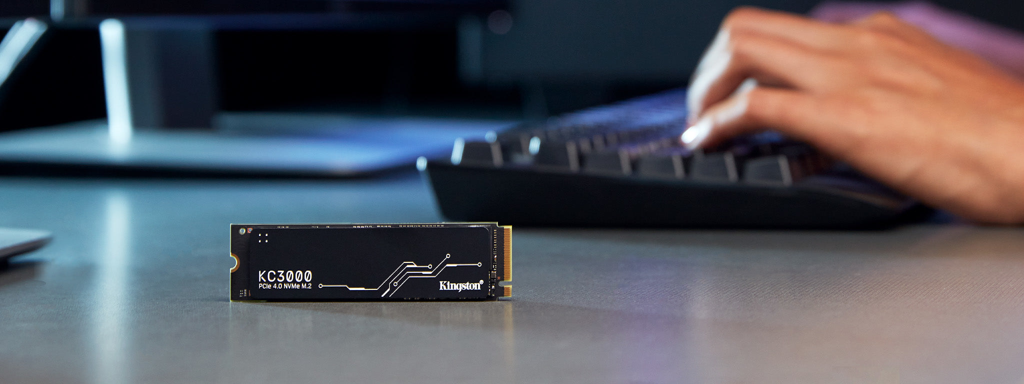 KINGSTON KC3000 4096Go PCIe 4.0 NVMe M.2 SSD