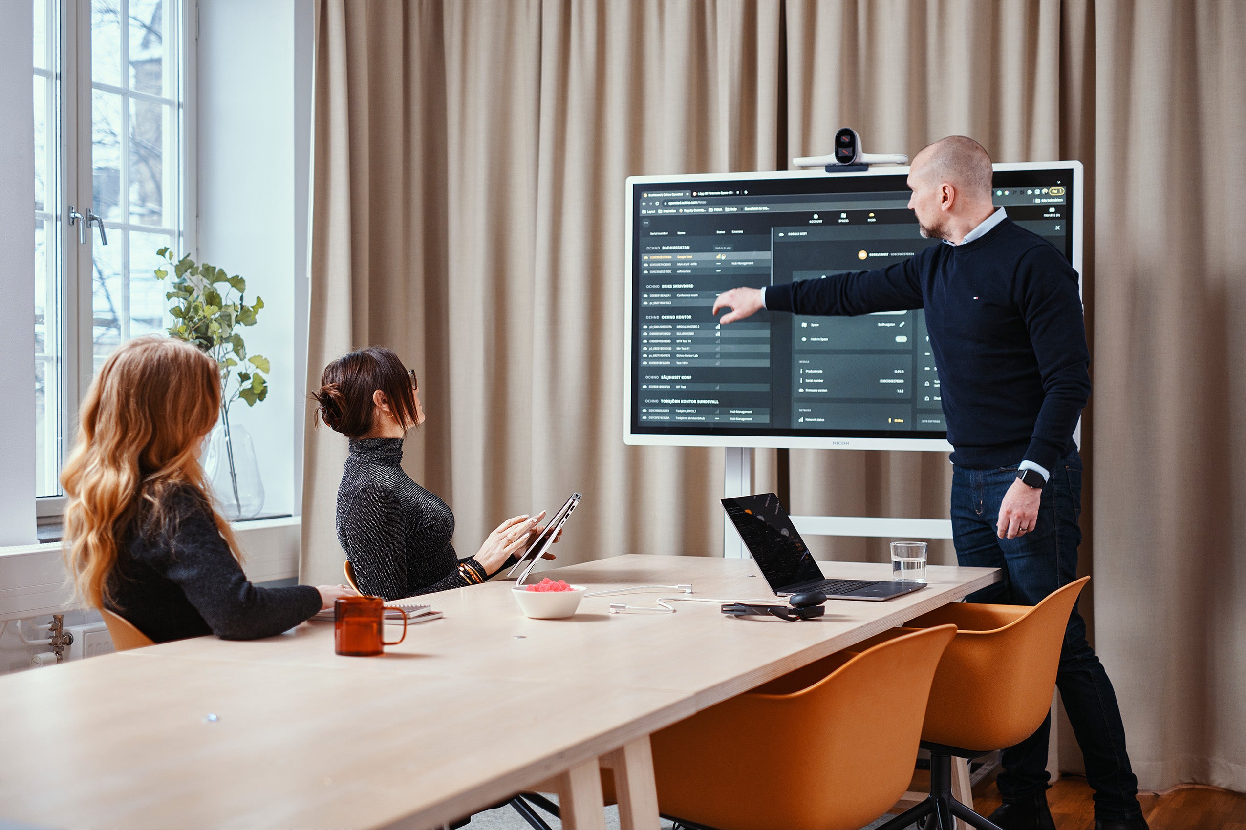 Ochno ALU-Socket RGB Button 1.0 m, 1x100 Aluminium