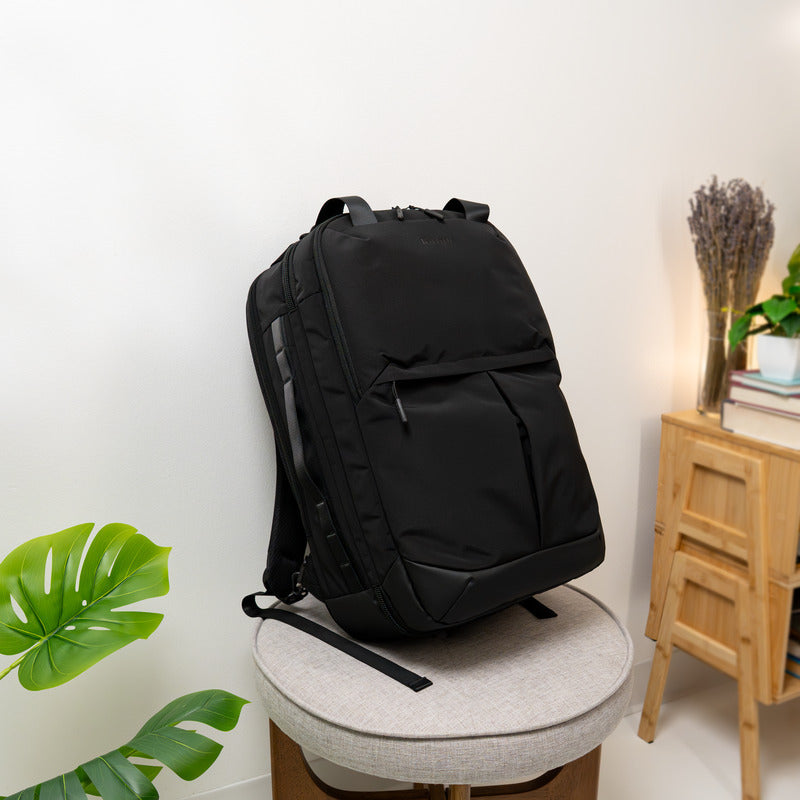 15.6" Lightweight Travel Backpack -Black