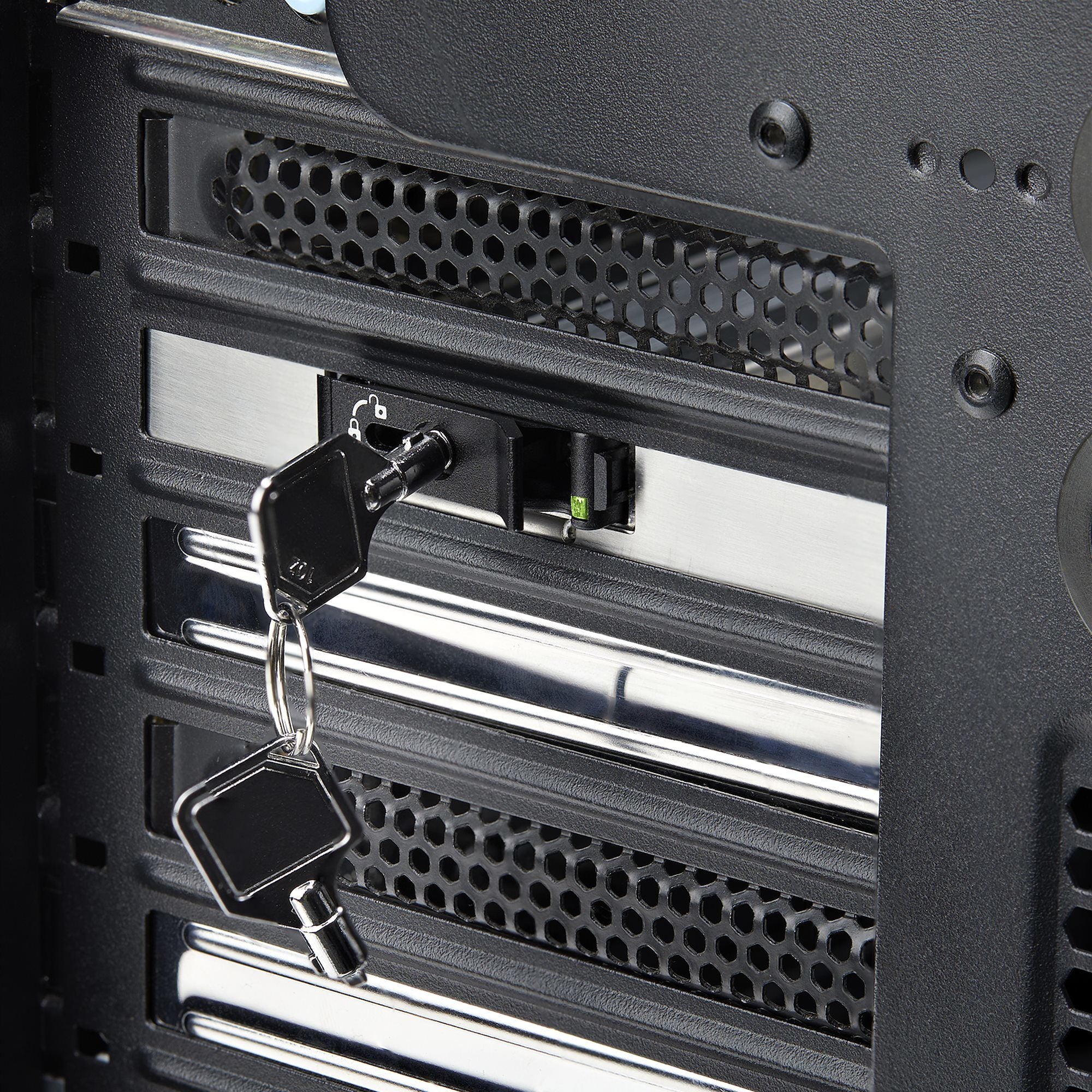 M.2 NVMe SSD to PCIe x4 Expansion Slot