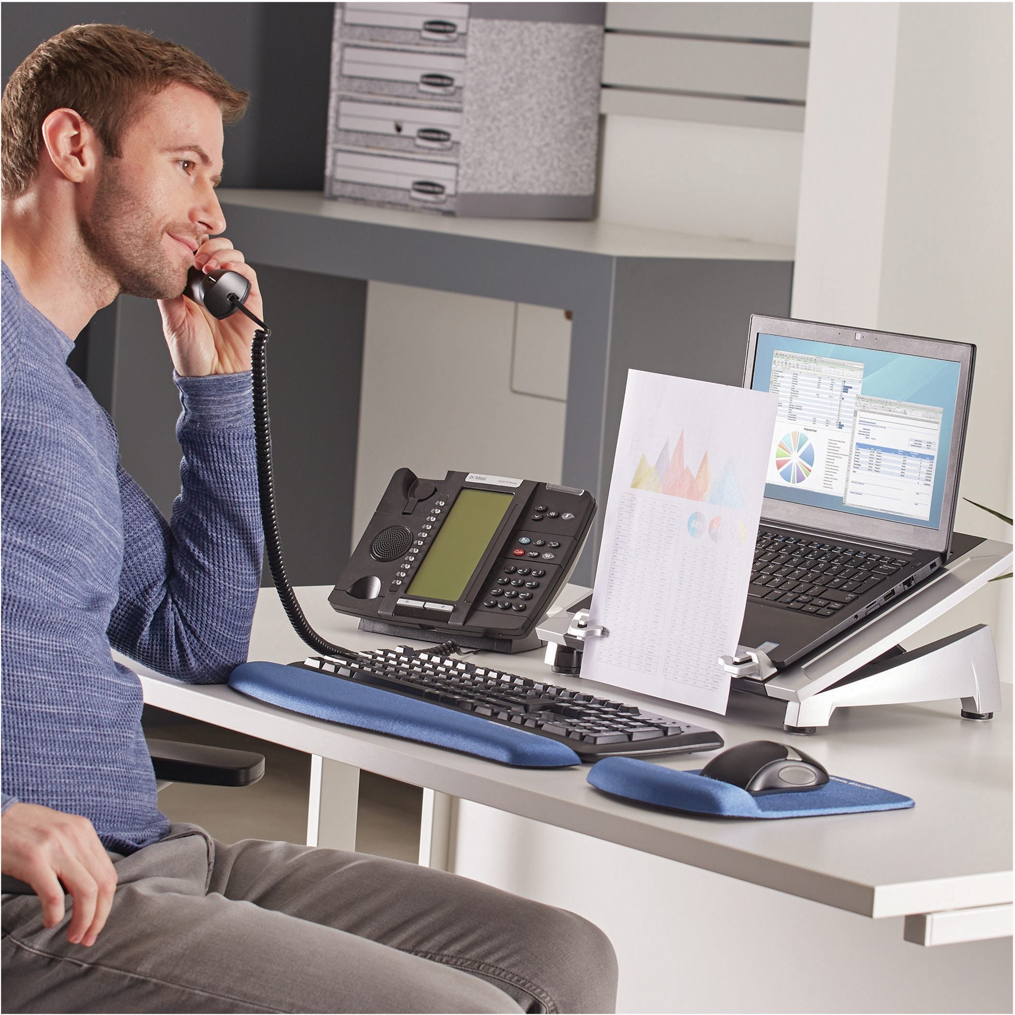 FELLOWES Support ordinateur portable Plus Office Suites™