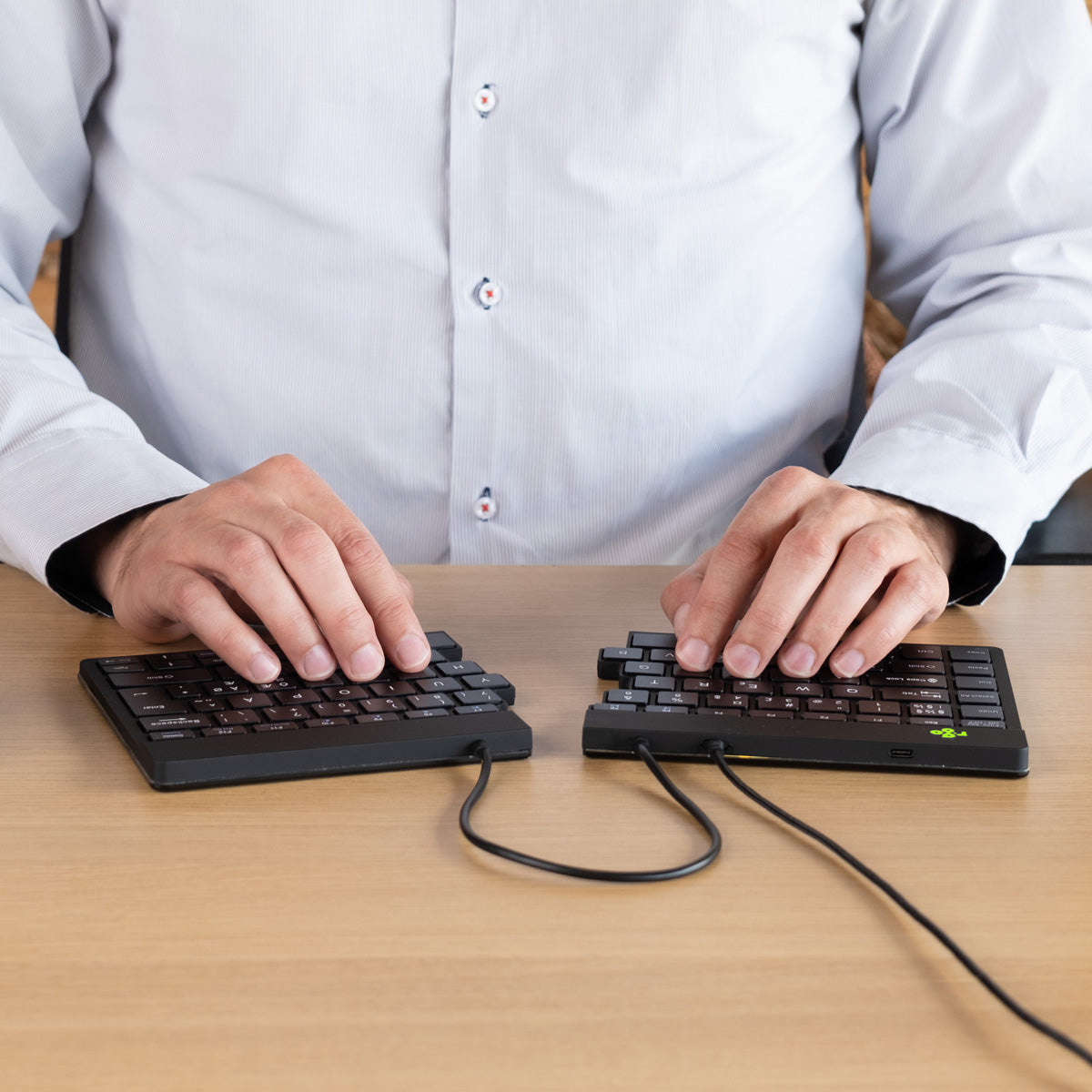 R-GO TOOLS Clavier ergo Split Break v2, divisé, filaire noir