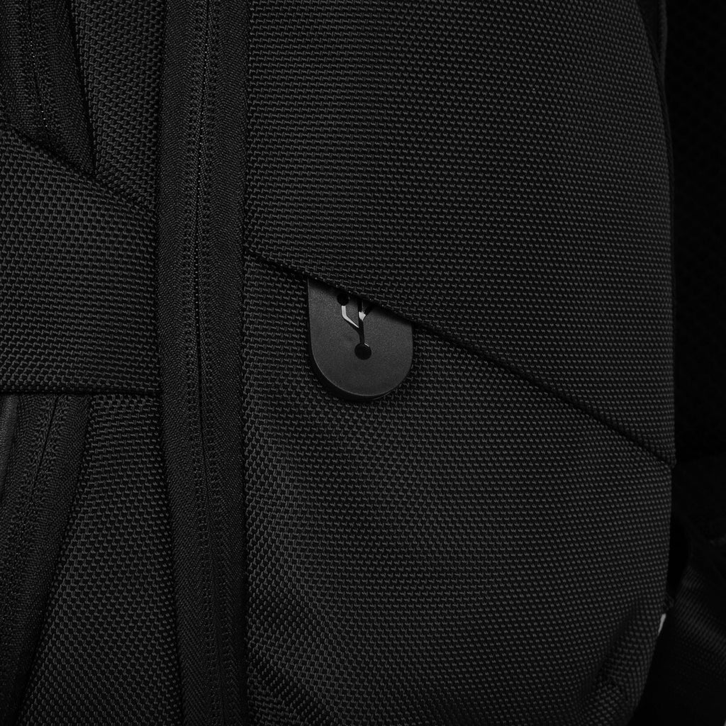 TARGUS HeritageLuxe 15-16p BackPack - Black