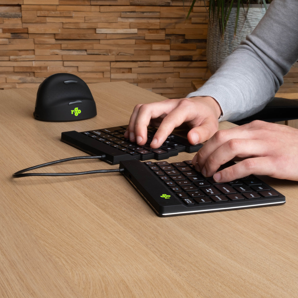 R-GO TOOLS Clavier ergo Split Break, divisé, Bluetooth noir