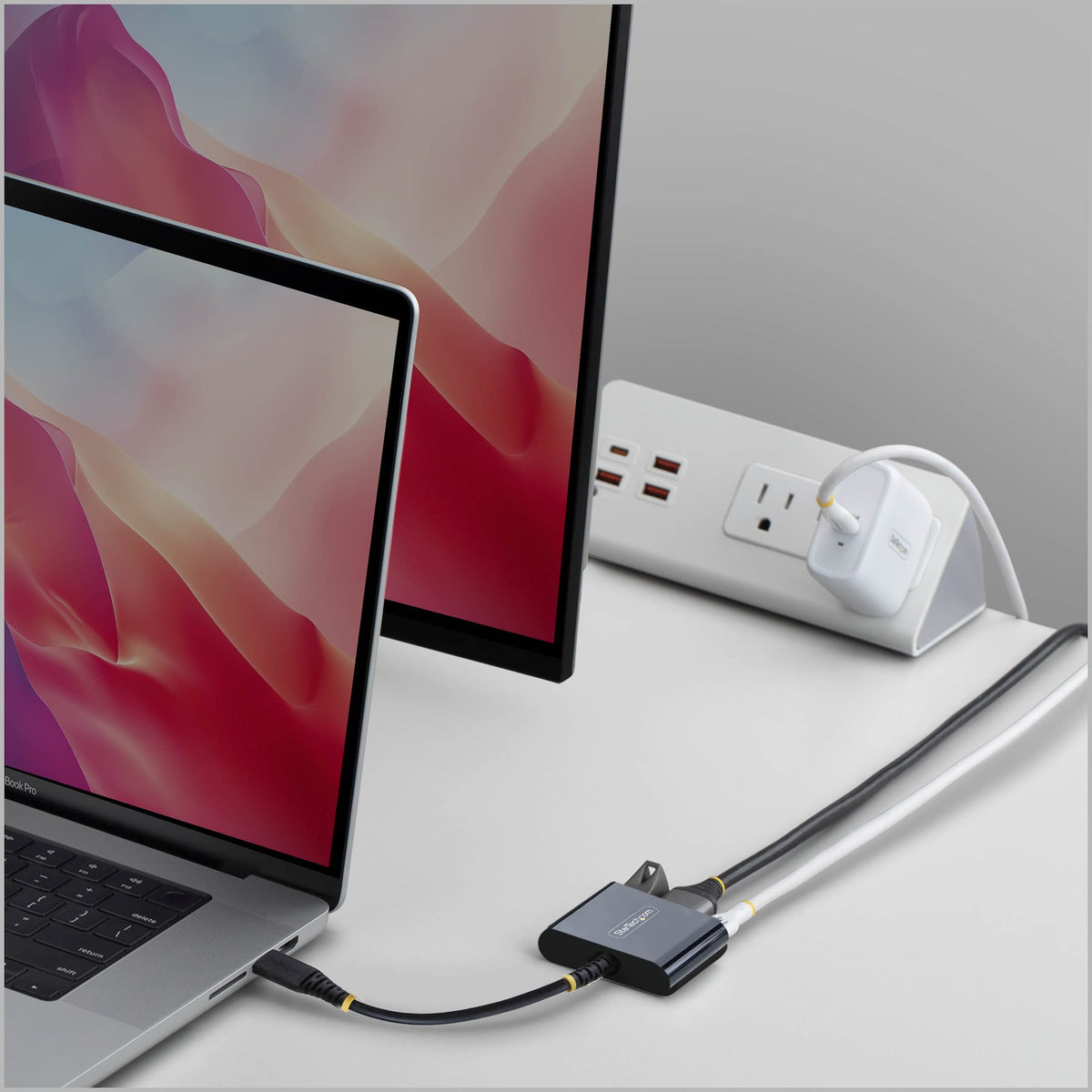 USB-C HDMI Multiport Hub 140W
