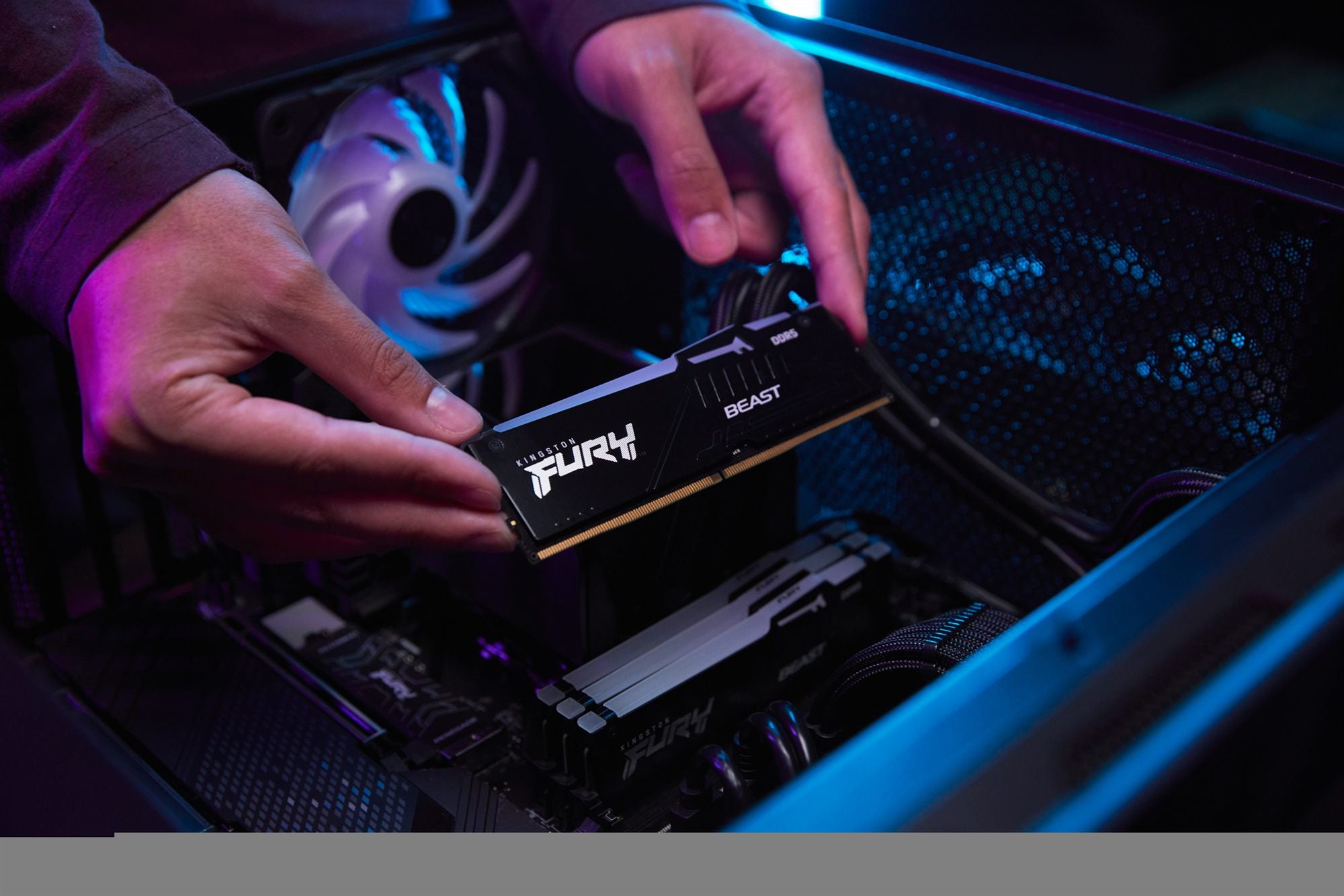 KINGSTON 32Go 6800MT/s DDR5 CL34 DIMM Kit of 2 FURY Beast RGB EXPO