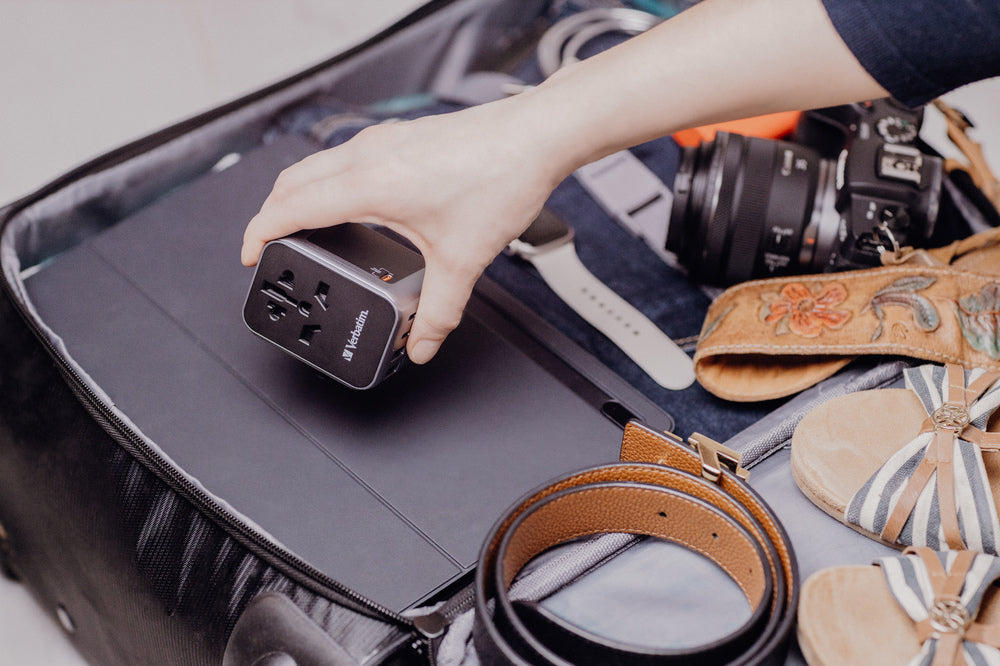 Verbatim Universal Travel Adapter UTA-03