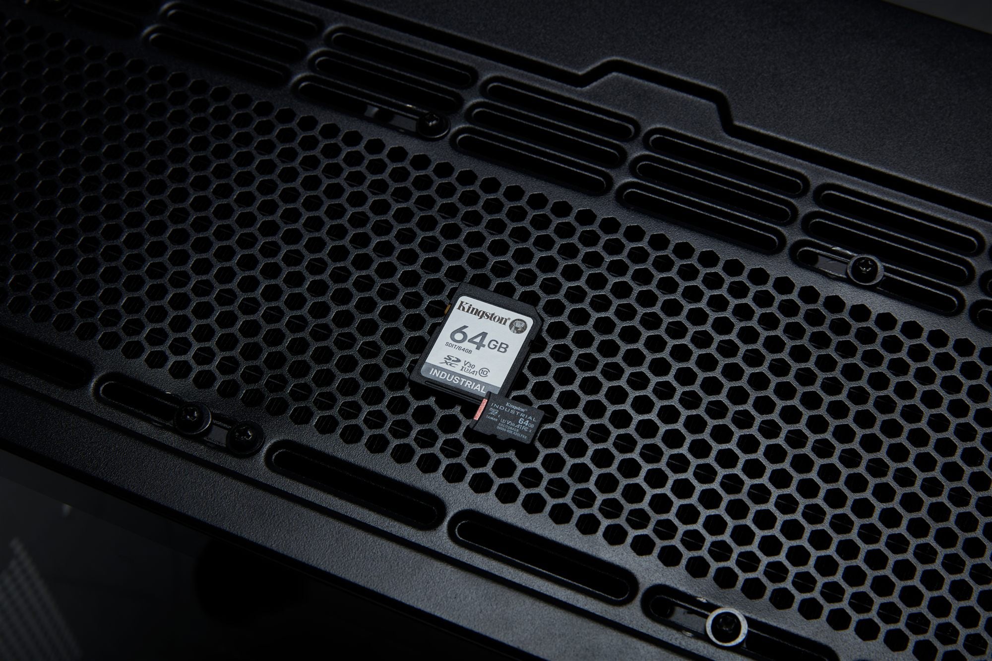 KINGSTON 64Go SDXC Industrial -40C to 85C C10 UHS-I U3 V30 A1 pSLC