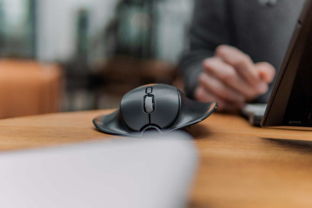 BAKKERELKHUISEN Souris HandshoeMouse Medium sans fil