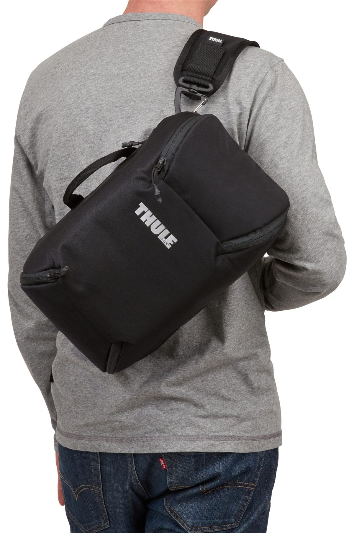 Thule Covert DSLR Backpack 32L - Black