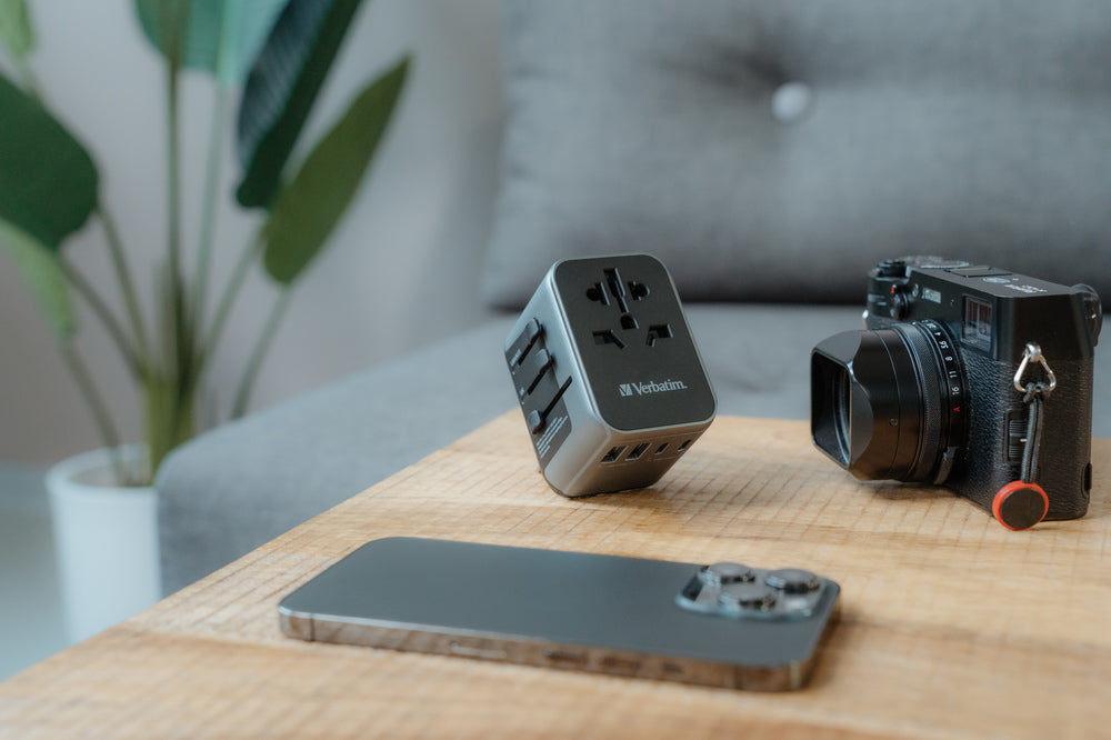 Verbatim Universal Travel Adapter UTA-03