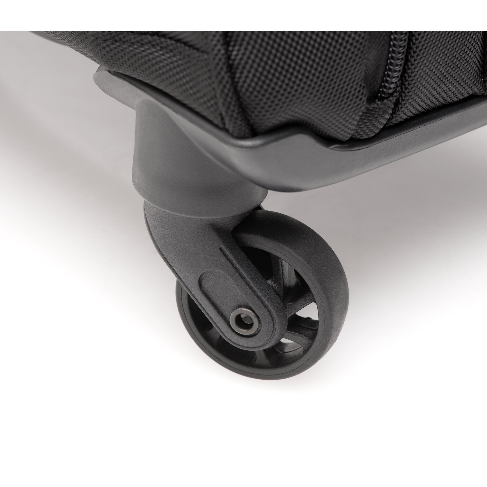 Contour" 2.0 Executive Balance 15.6