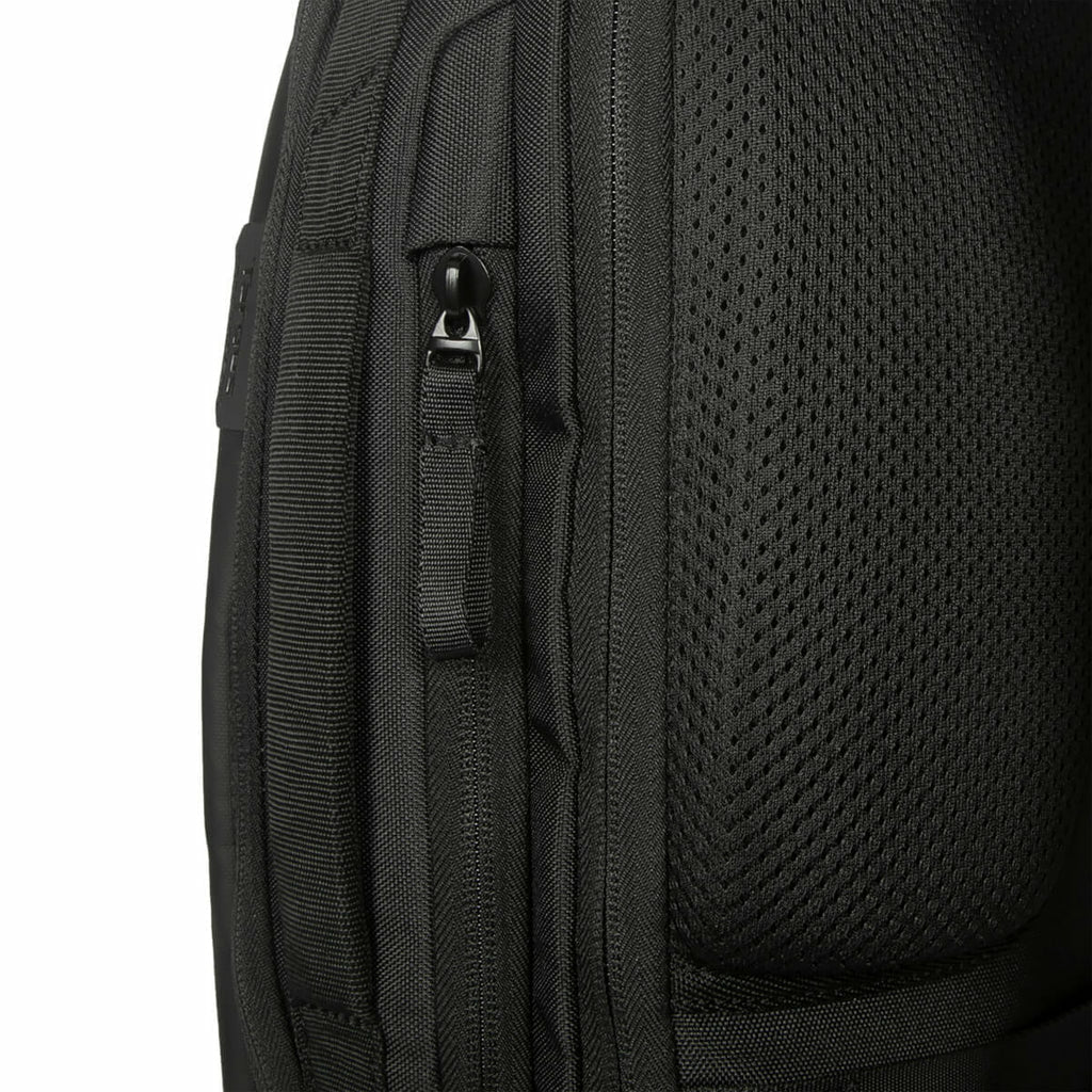 TARGUS Commuter Backpack