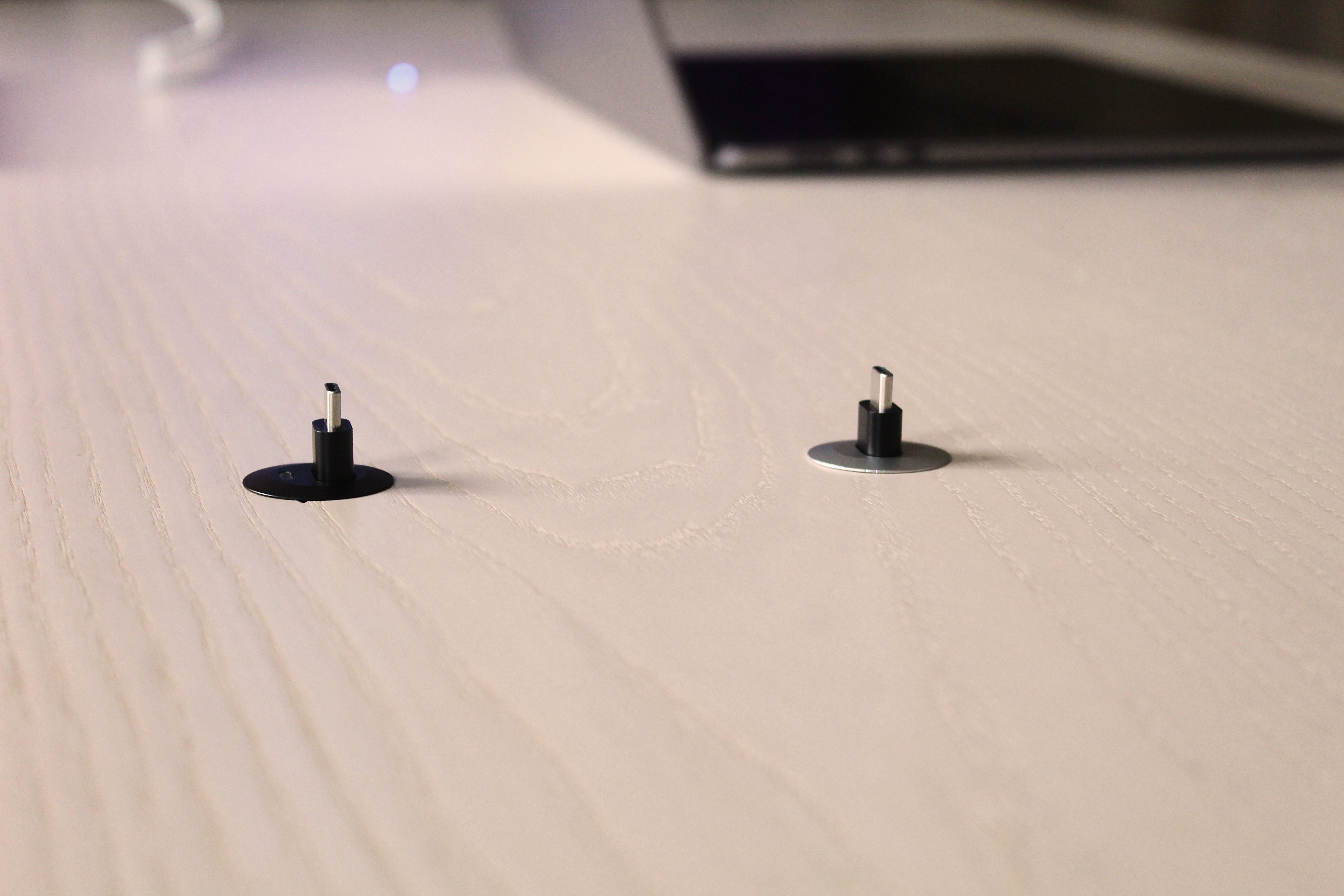 Ochno Socket, pull out, black