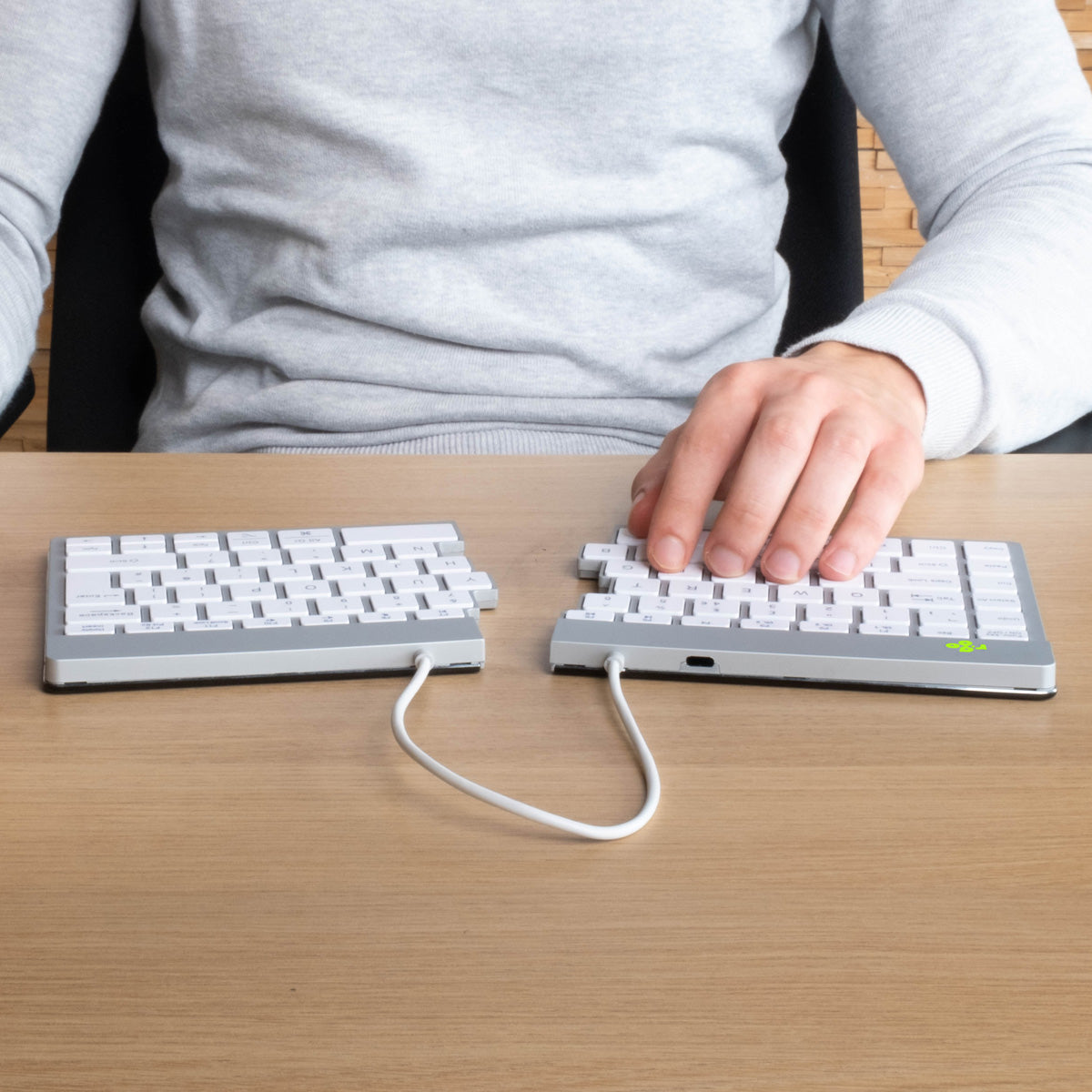 R-GO TOOLS Clavier ergo Split Break, divisé Bluetooth blanc