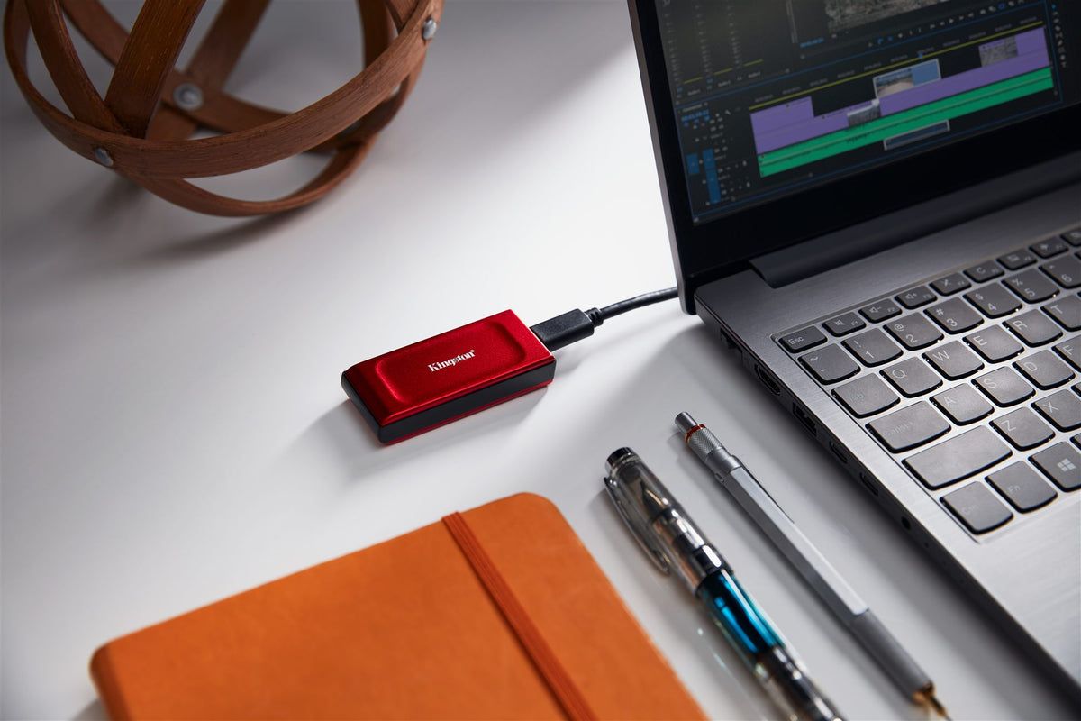 KINGSTON XS1000R 2To SSD Pocket-Sized USB 3.2 Gen 2 External Solid State Drive Red