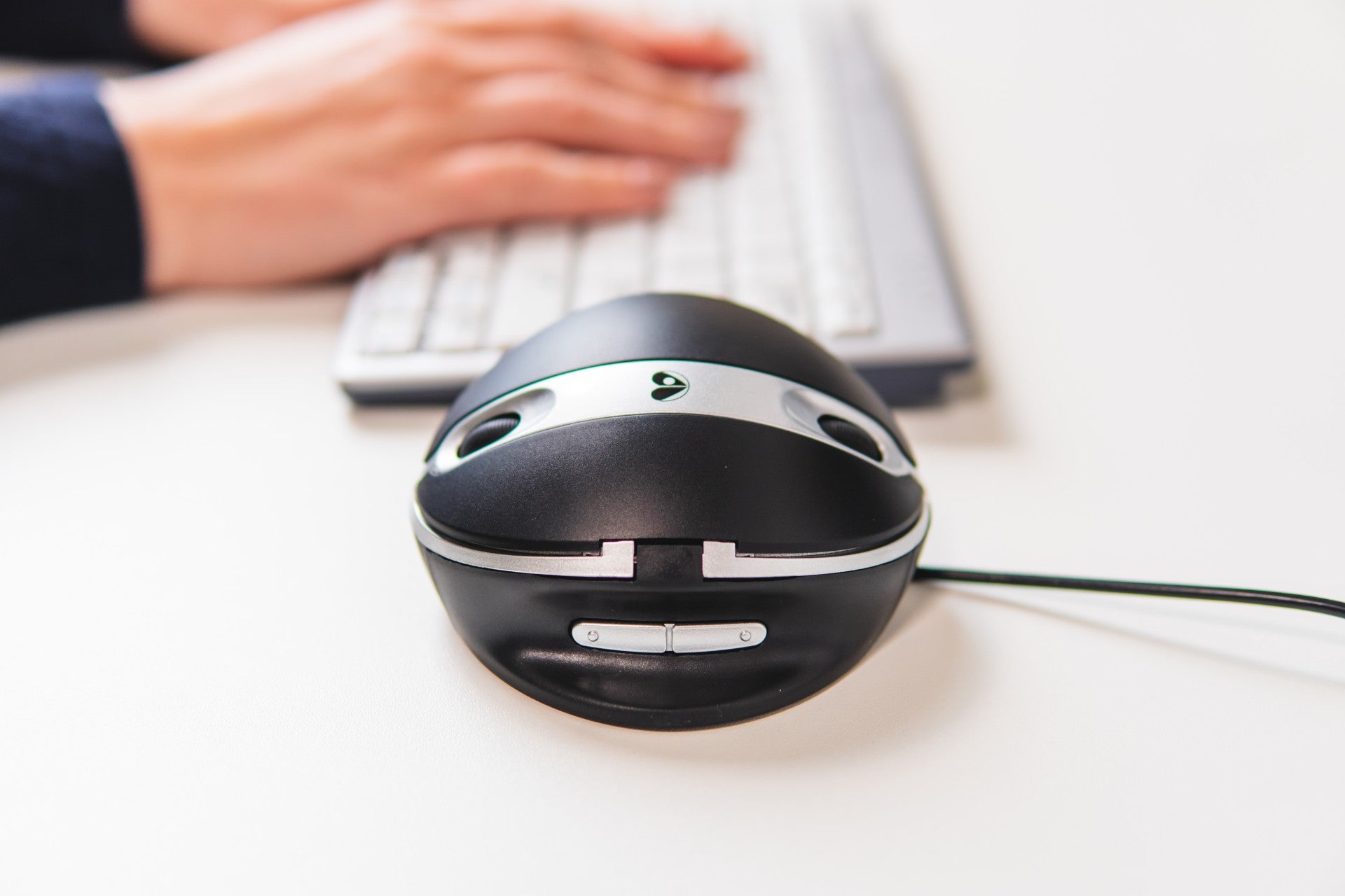 BAKKERELKHUISEN Souris Oyster Mouse sans fil