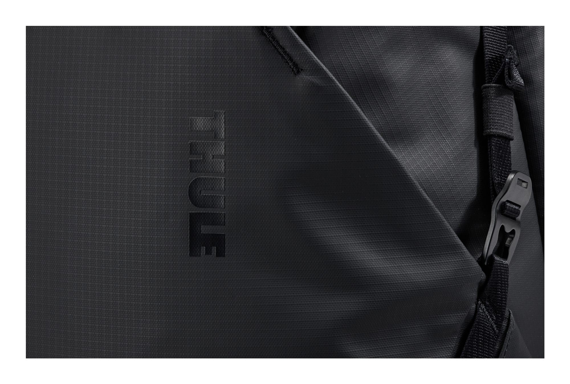 Thule Tact Backpack 16L Black