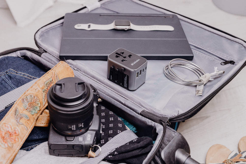 Verbatim Universal Travel Adapter UTA-03