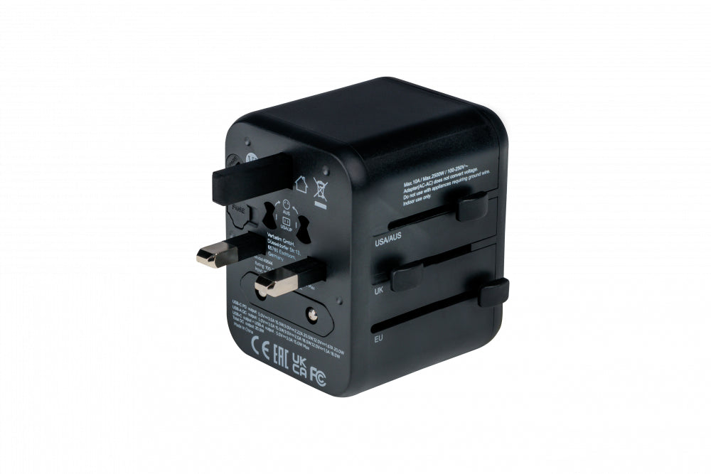 Verbatim Universal Travel Adapter UTA-02