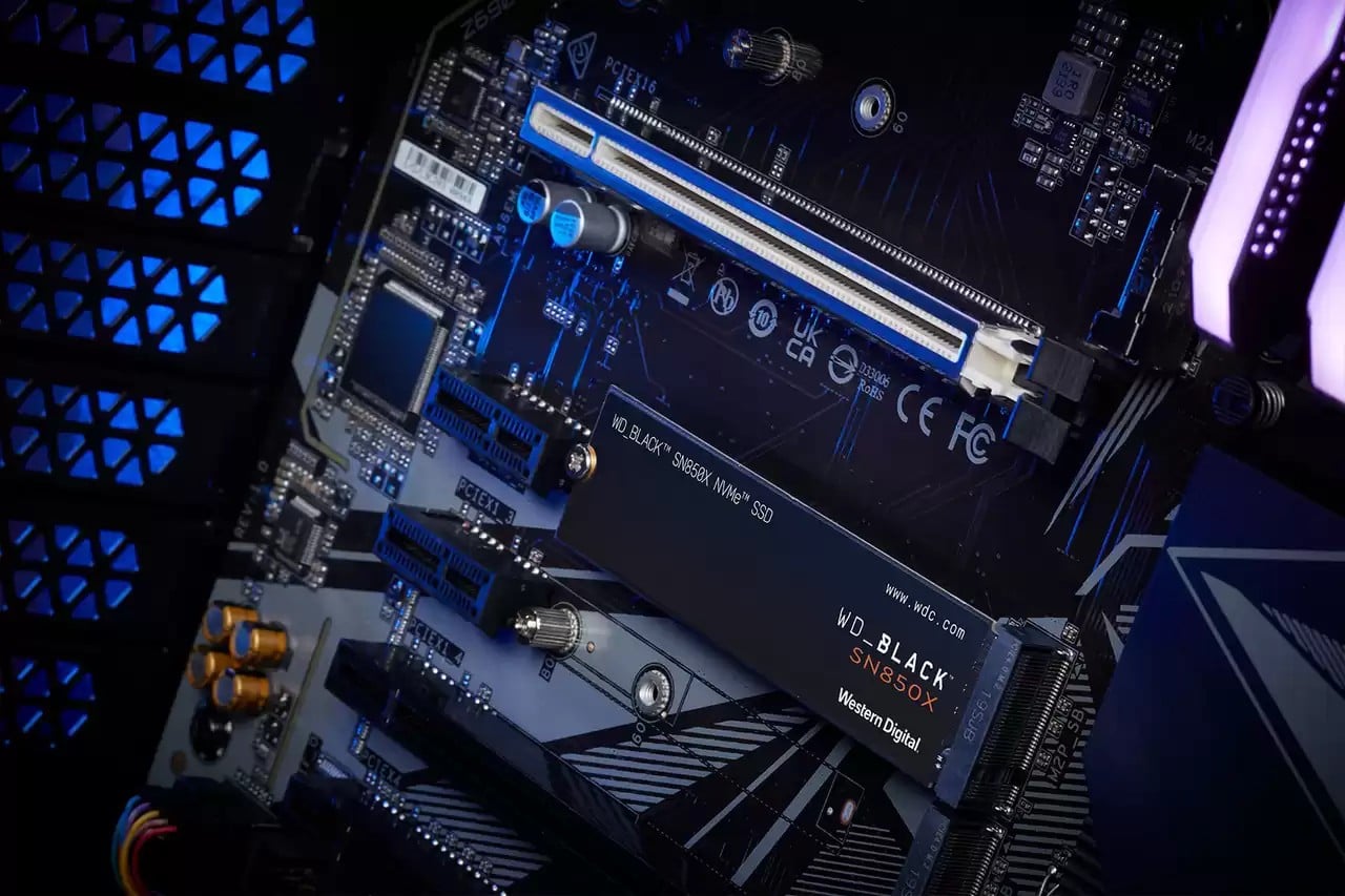 WD BLACK SN850X PCIe Gen 4 Game SSD 1TB