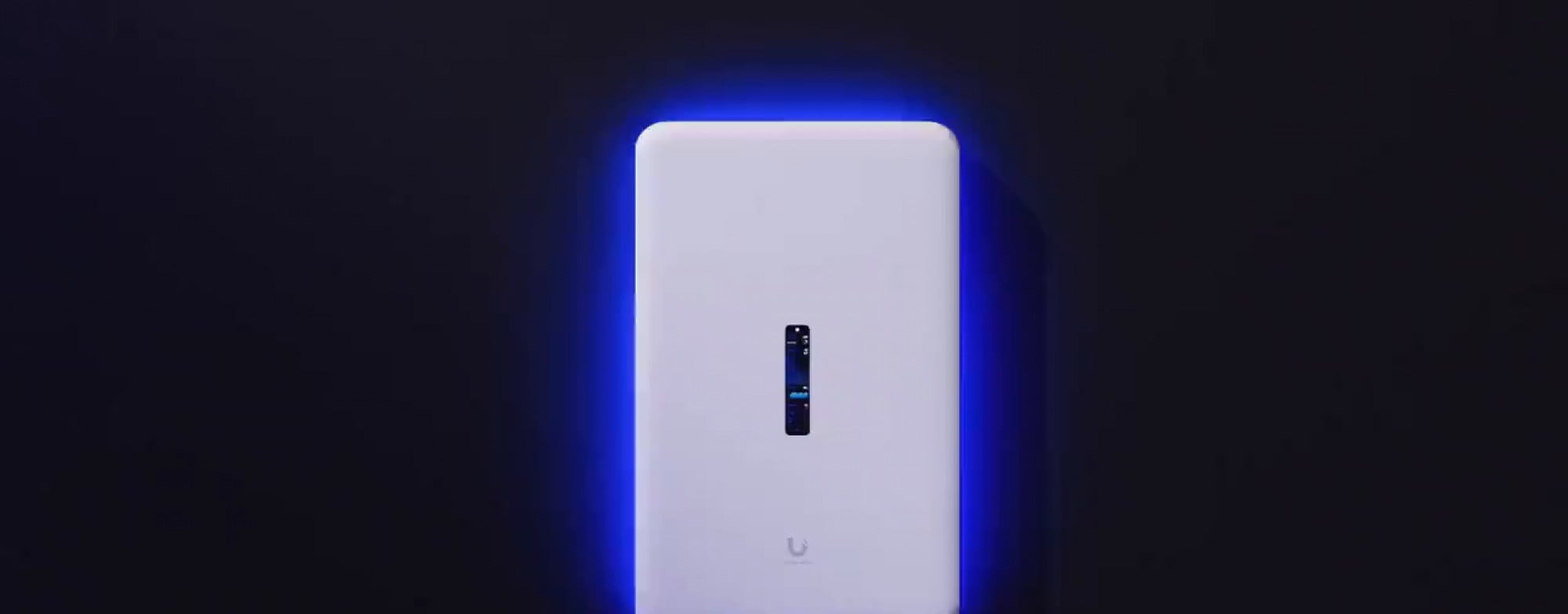 Space-efficient UniFi OS Console with in
