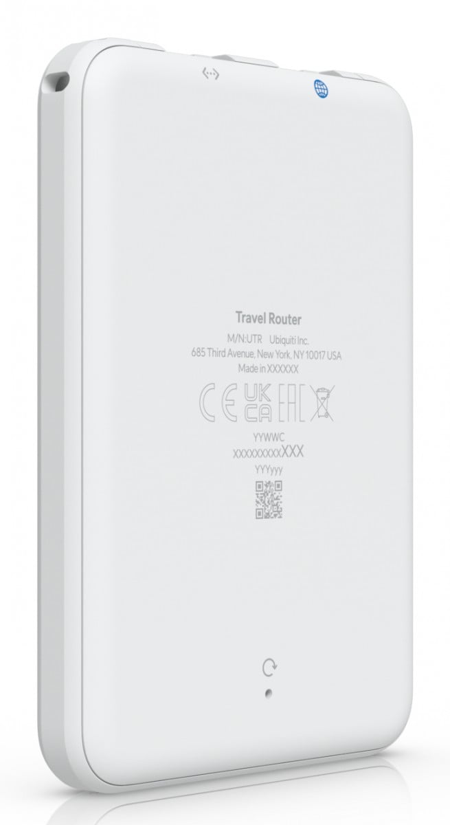 An ultra-slim travel router that instant