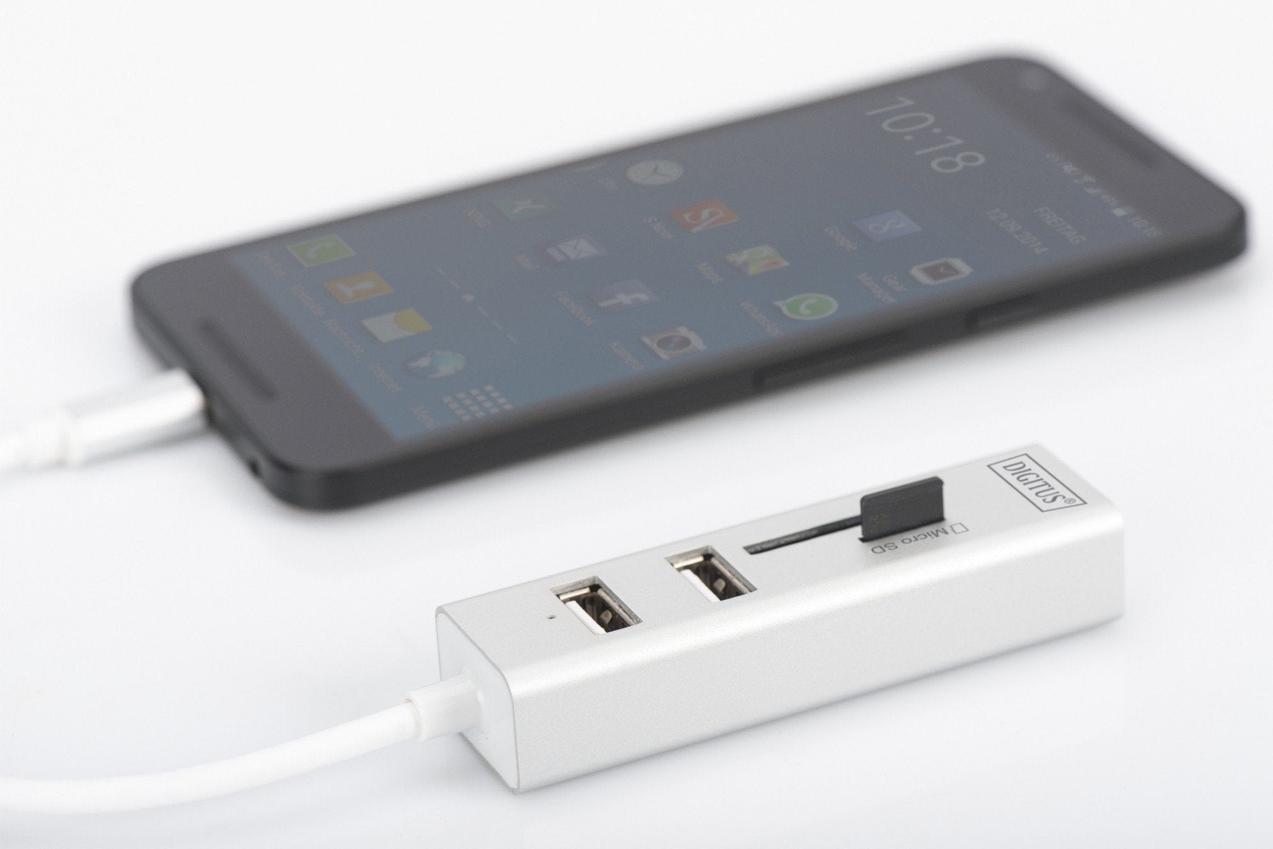 Digitus Concentrateur a 3 ports OTG USB Type-C™ + lecteur de carte