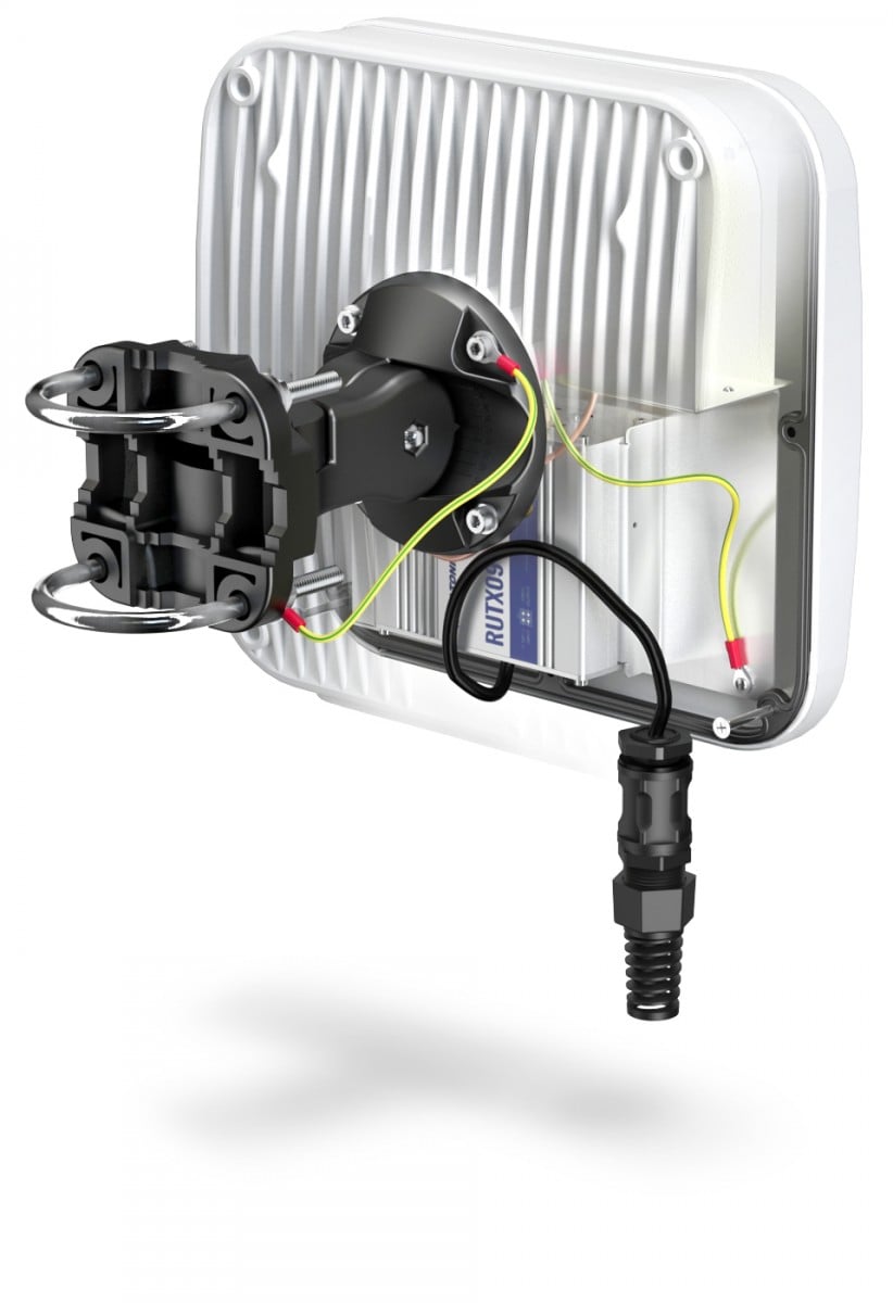 QuWireless AX09M QuMax Antenne Directionnelle 6 dBi Polarisation Verticale