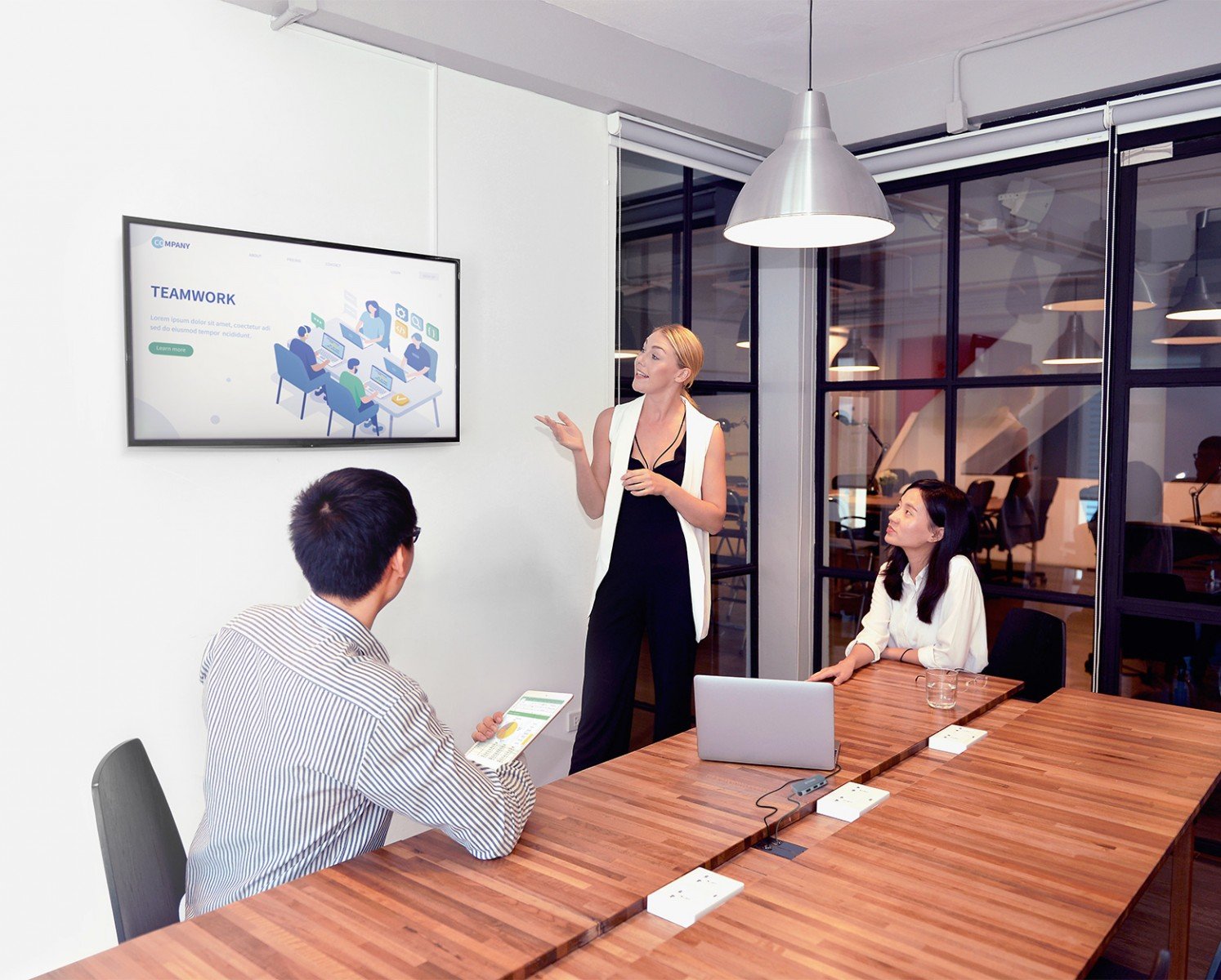 D-Link Hub USB-C 6-en-1 avec HDMI/Gigabit Ethernet/alimentation DUB-2335