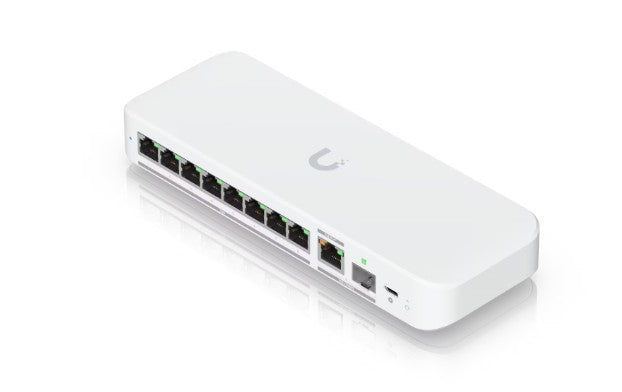 Flexible 8-port 2.5G switch with a 10G