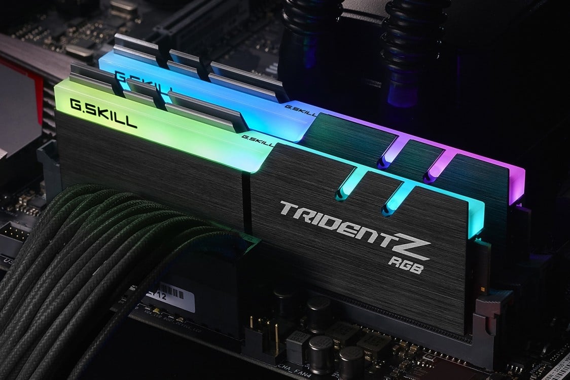 G.Skill Trident Z RGB F4-3200C16D-16GTZRX module de mémoire 16 Go 2 x 8 Go DDR4