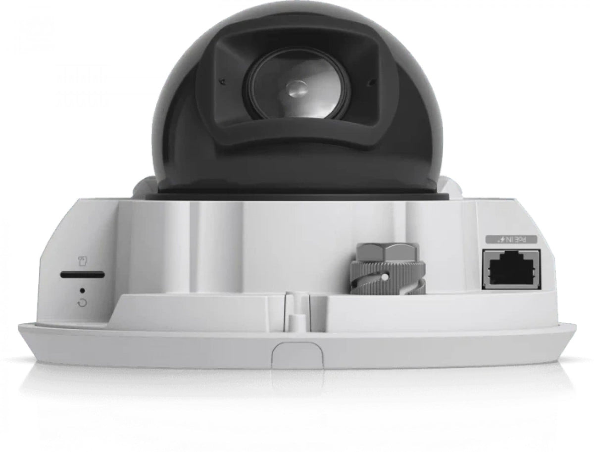 All-weather vandal-proof 4K PoE+camera