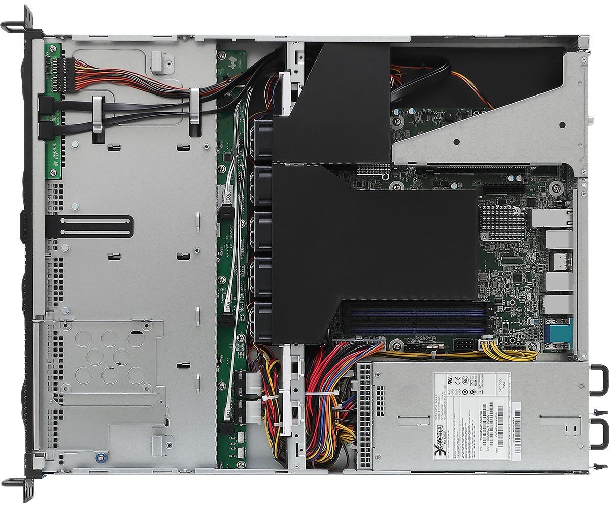 ASRock 1U4LW-B650/2L2T RPSU, Rack 1U, UP, AMD Ryzen 7000, 4xLFF, 2xGbE, 2x10GbE, Red. PSU, IPMI