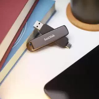 Extreme PRO Dual Drive 2TB Metal USBC
