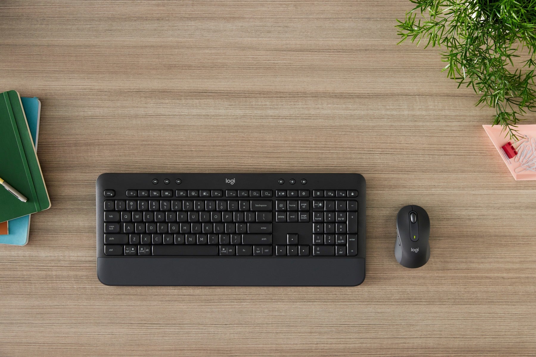 Logitech Signature MK650 Combo for Business clavier Souris incluse Bureau Bluetooth QWERTZ Hongrois Graphite