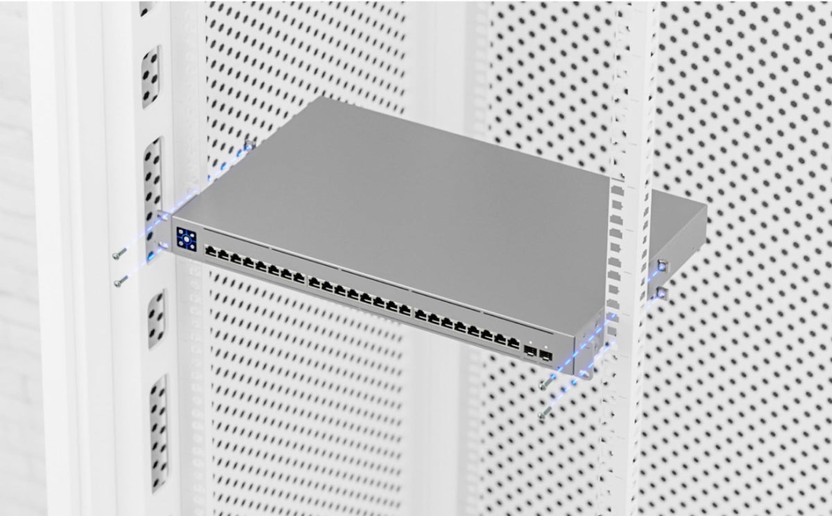 UniFi 24 port 10GbE switch with SFP28 up