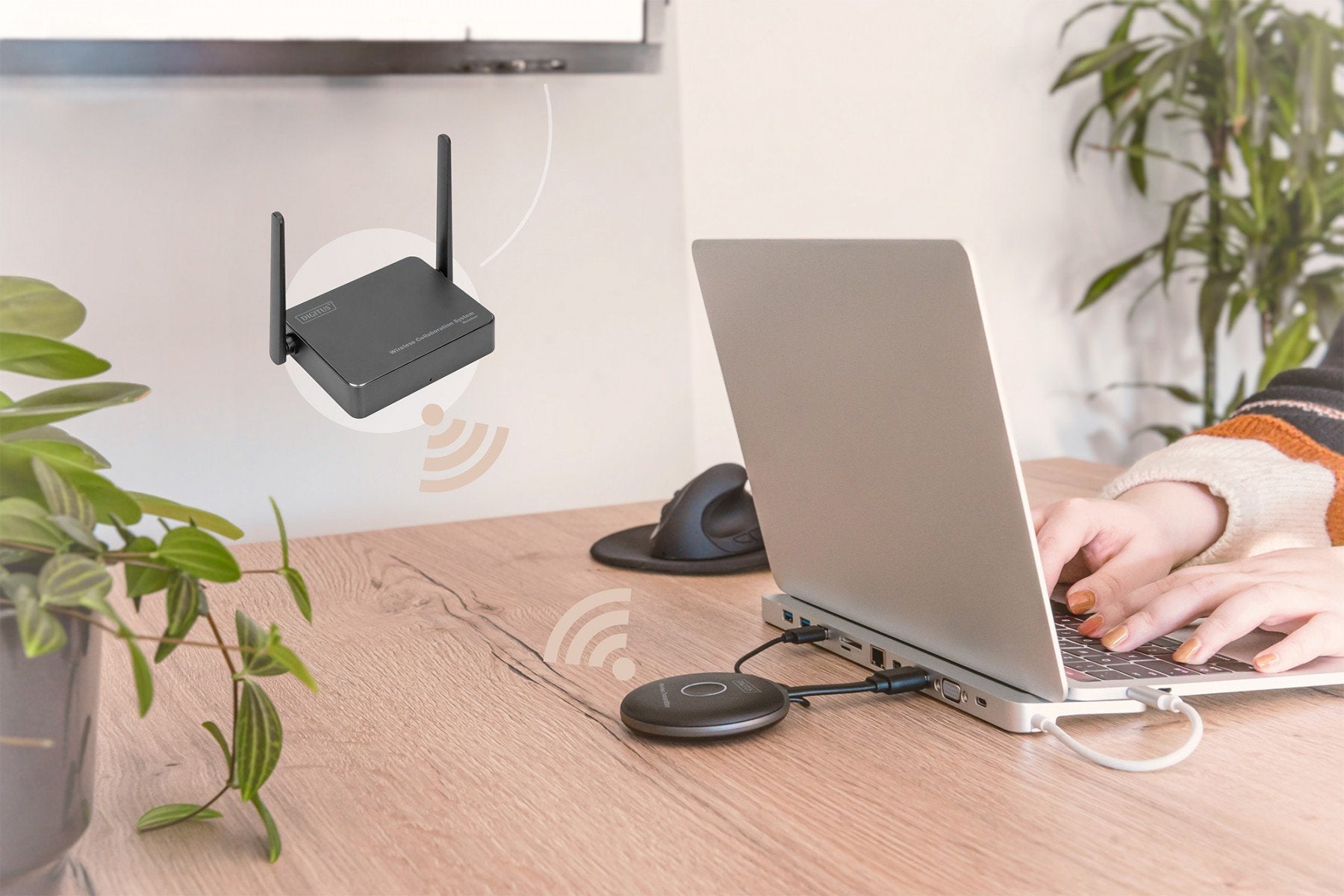 Digitus DS-55322 extension audio/video Émetteur AV Noir, Gris