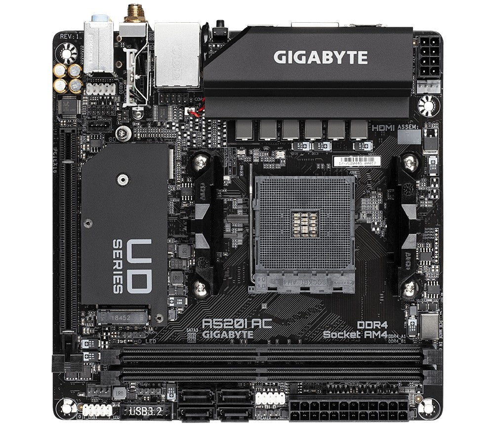 GIGABYTE A520I AC carte mere AMD A520 Emplacement AM4 mini ITX