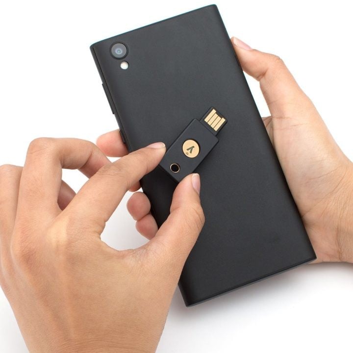 YubiKey 5 NFC Clé de sécurité matérielle