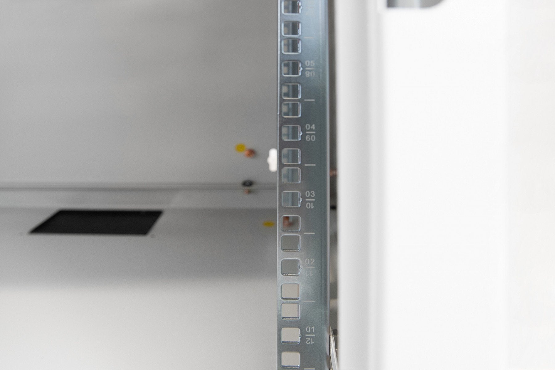 Digitus Boîtier de série Unique - 600 x 450 mm (lxp)