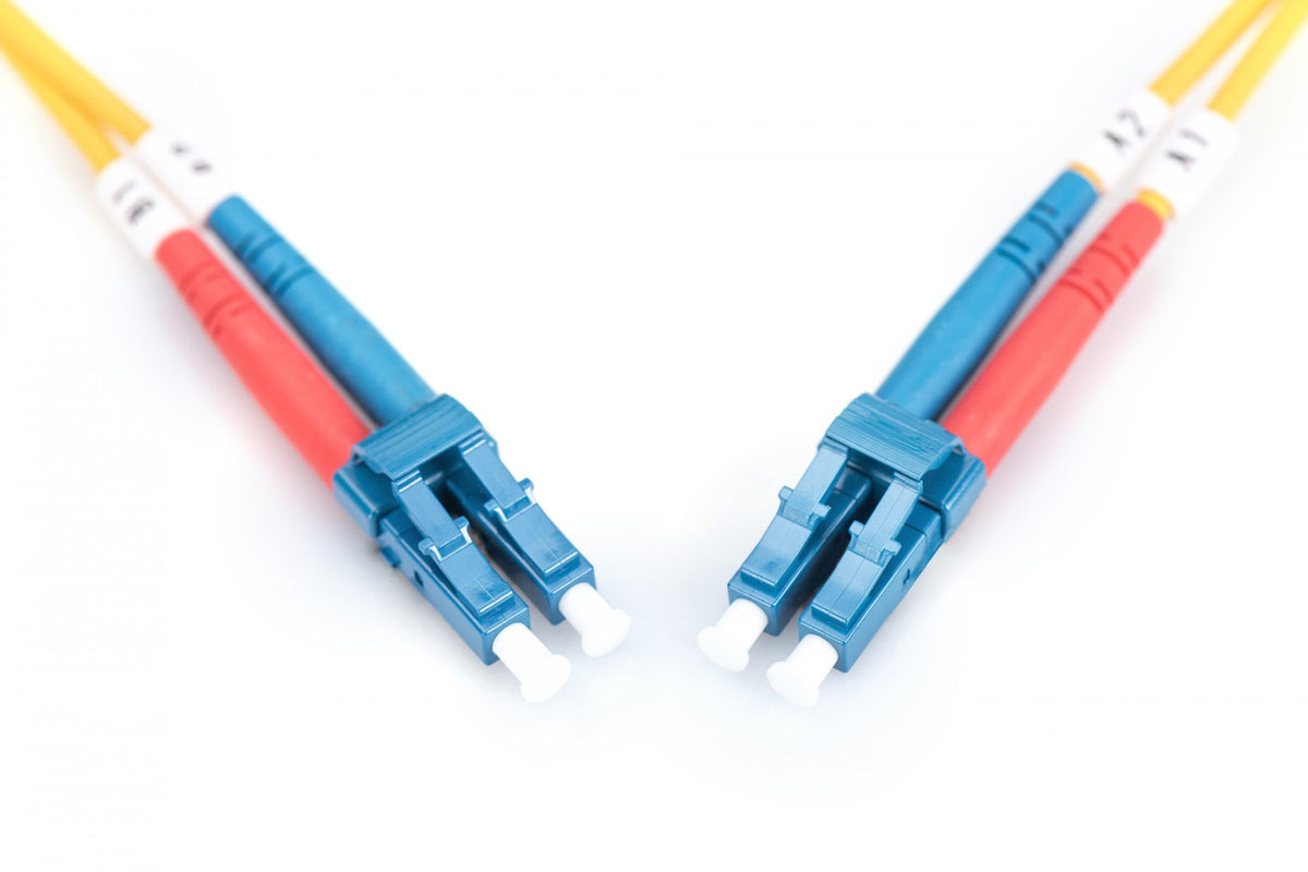 Digitus DK-2933-10 Câble de raccordement en fibre optique monomode LC a LC 10m OS2 Full Duplex