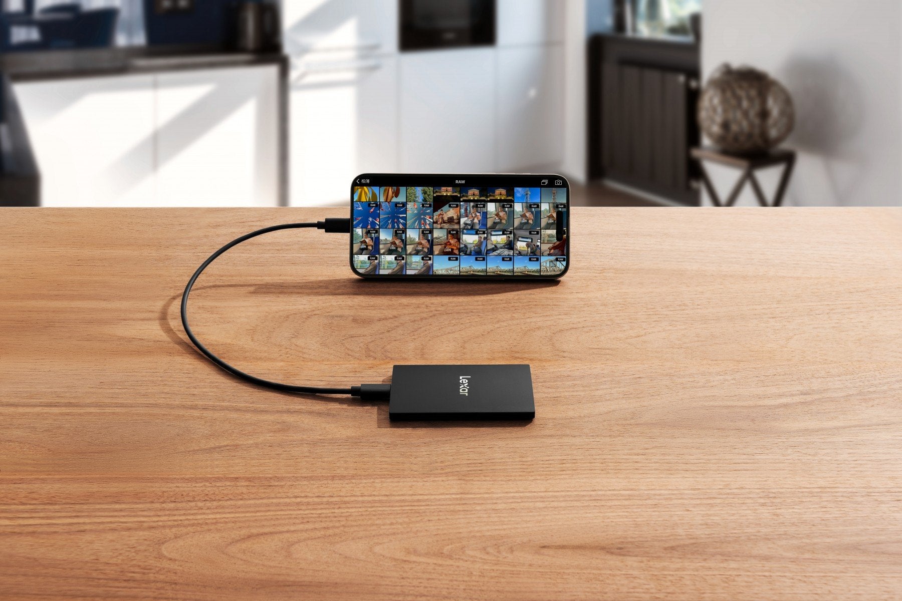 Disque SSD externe Lexar LSL500X004T-RNBNG 4 To USB Type-C USB 3.2 Gen 2x2 Noir