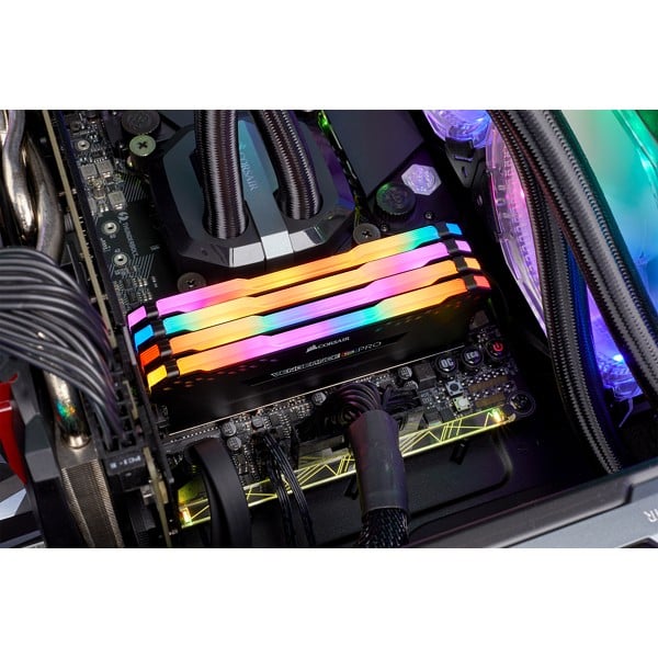 Module de mémoire Corsair Vengeance RGB CMW32GX4M4C3200C16 32 Go 4 x 8 Go DDR4
